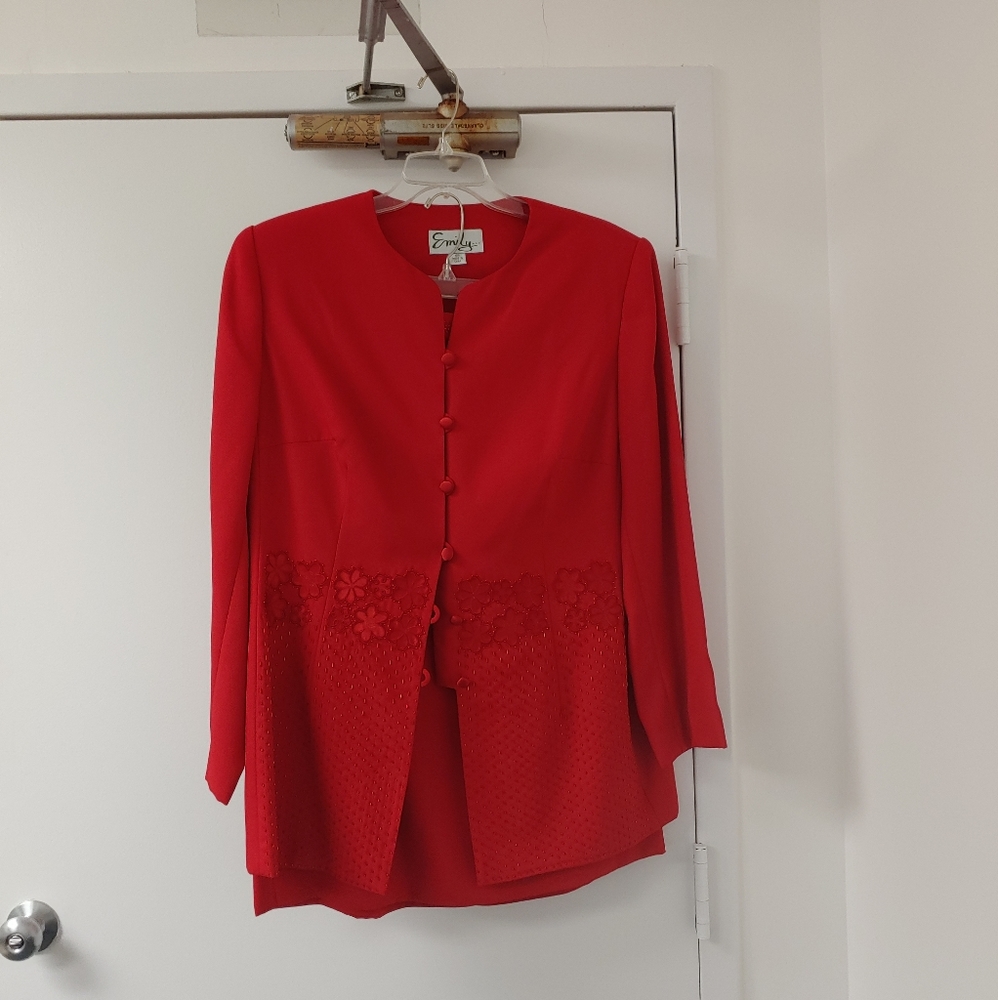 Women's size 16 Two-piece suit